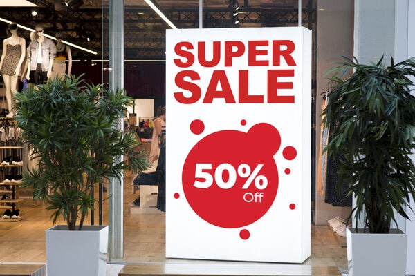 Custom Retail Store Signs
