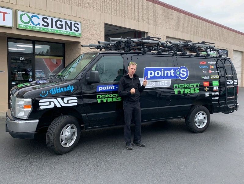 Vinyl lettering and custom storefront sign